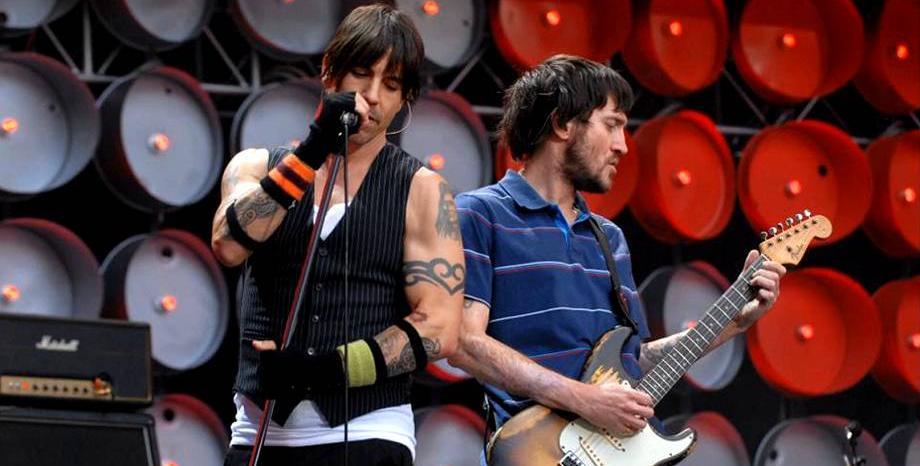 Red Hot Chili Peppers работят по нов албум с John Frusciante