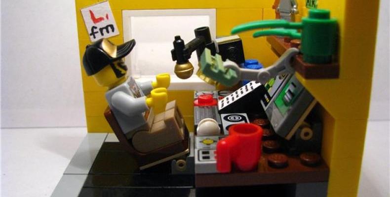 Спечелете LEGO награди всяка сутрин в Стартер!