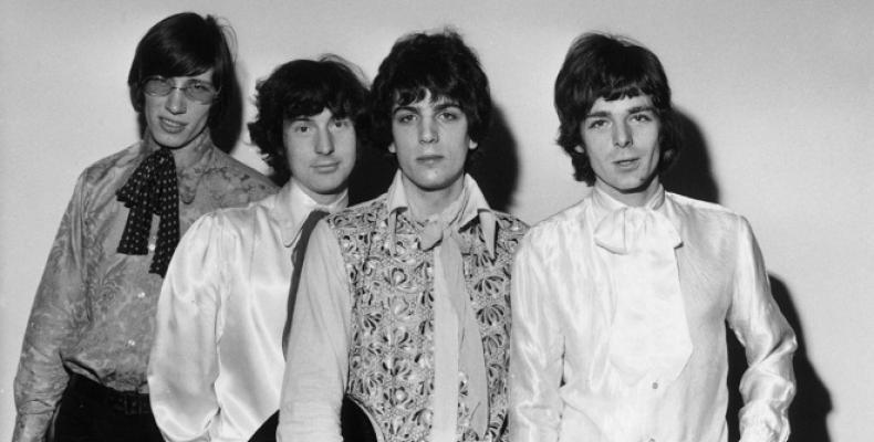 Pink Floyd пускат нечуваната пълна версия на Interstellar Overdrive