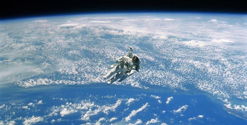 Международен ден на авиацията и космонавтиката