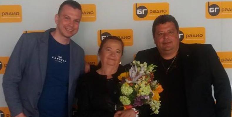 Валя Балканска представя спектакъла “Магията на Родопа” в БГ Радио.