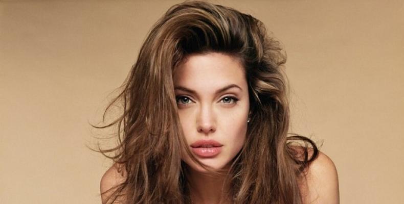 Анджелина Джоли си купи имение за 25 милиона долара