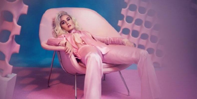 Katy Perry ще зарадва фенове си с нов албум през юни