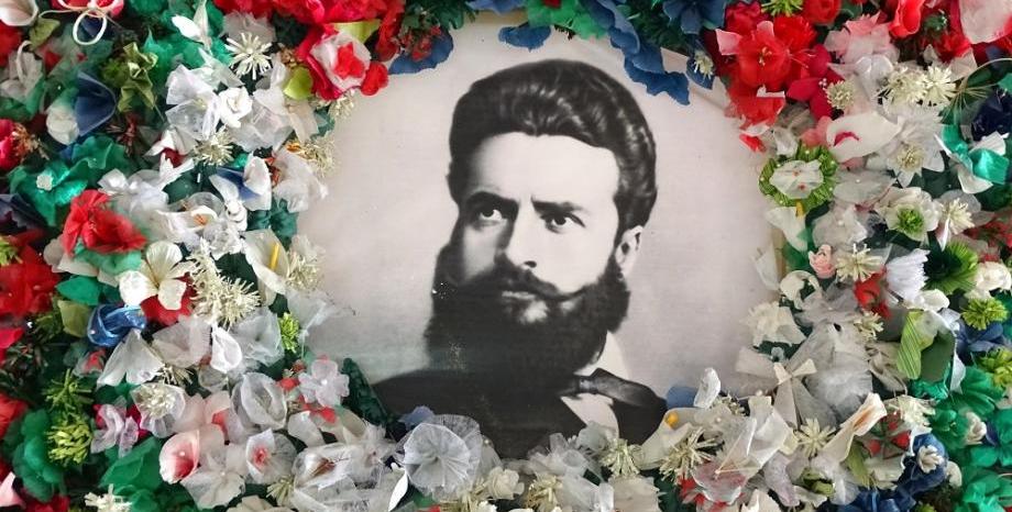 Аларма за признание и размисъл - сирените на 2 юни Аларма за признание и размисъл - сирените на 2 юни
