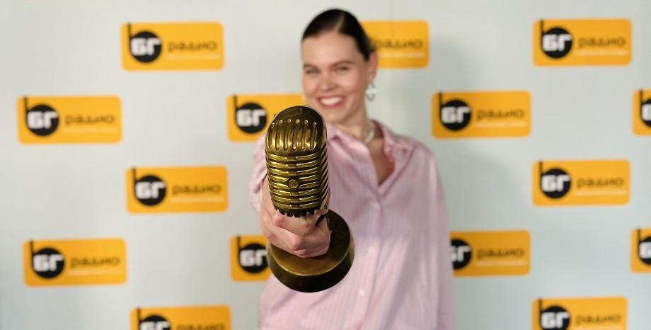 Звезден репортер на церемонията ще бъде водещата на БГ Радио - Цветана Сапова! Елате зад кулисите и стъпете на златния килим на церемонията с Цвети!