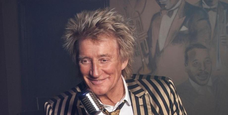 Rod Stewart бе удостоен с Rod Stewart бе удостоен с