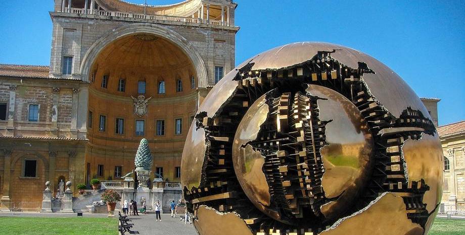 Ватиканските музеи отново отвориха за посетители