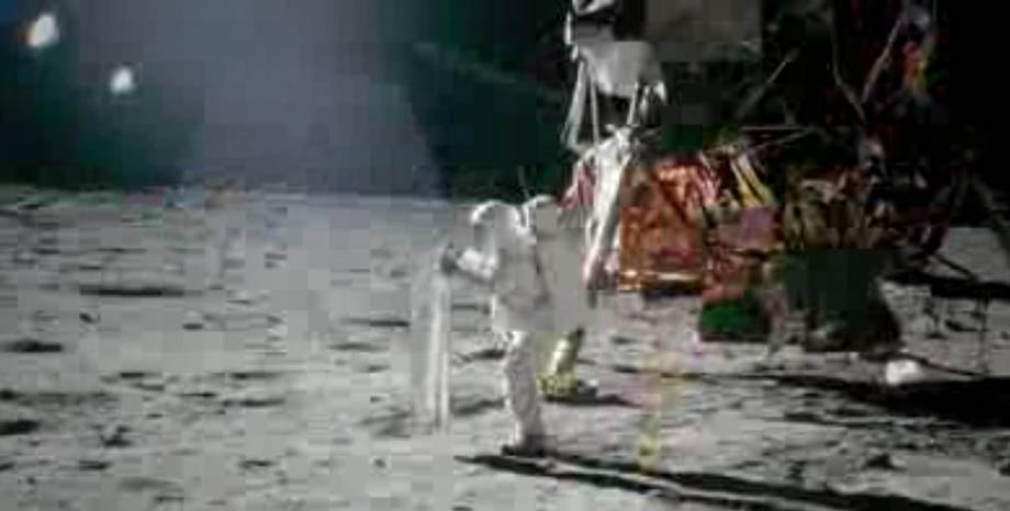49 години от първото кацане на Луната - 