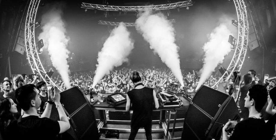 SOLAR на летище София с Richie Hawtin и още артисти на 6 юли (събота)! SOLAR на летище София с Richie Hawtin, Matador и Fabio Florido на 6 юли (събота)!