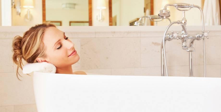 Знаете ли, че взимането на гореща вана може да е полезно за здравето, колкото сутрешния джогинг