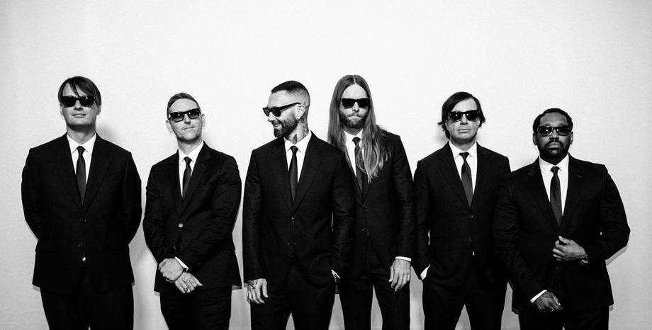 Maroon 5 обявиха нов албум, турне и представиха песента „All Night“