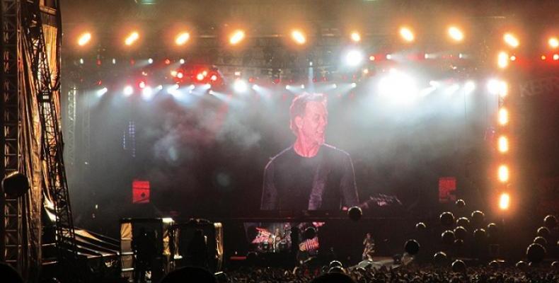 Metallica пусна сингъл от новия си студиен албум