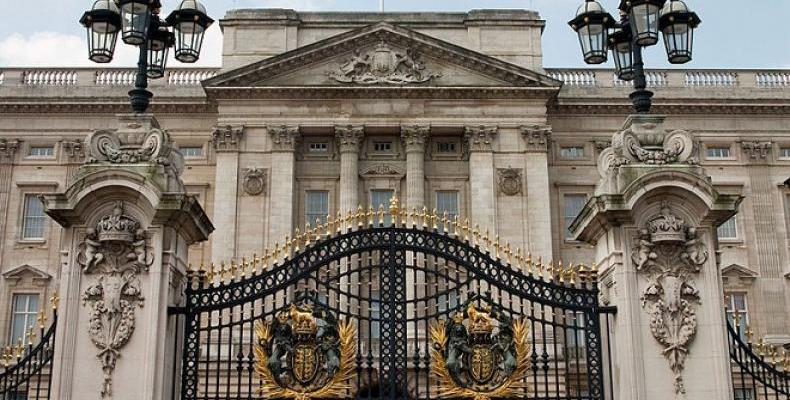 Най-интересните кътчета от дома на кралица Елизабет II