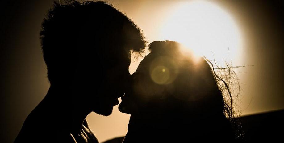 Откриха зависимост между слънчевите лъчи и сексуалното желание