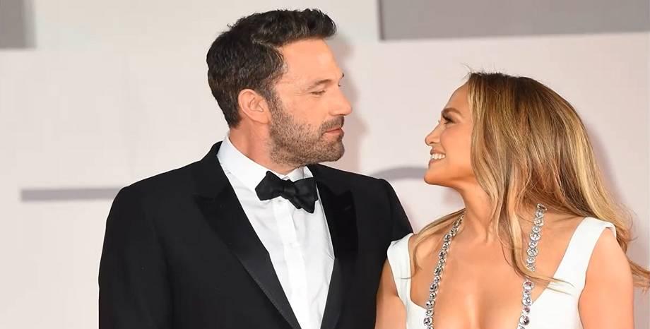 Jennifer Lopez подаде молба за развод с Ben Affleck навръх годишнината от сватбата им