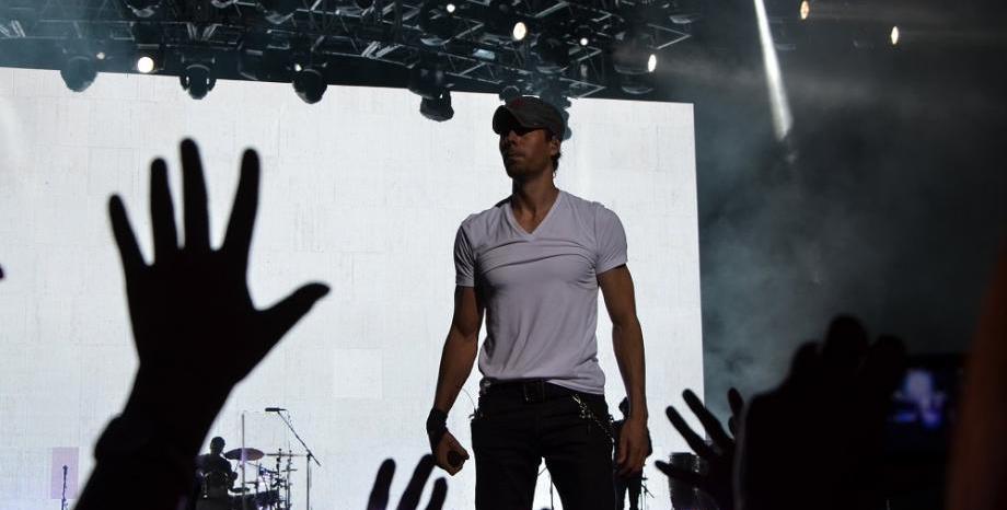 Още едно бебе за Enrique Iglesias Още едно бебе за Enrique Iglesias