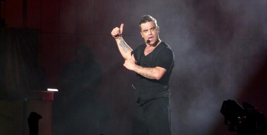 Robbie Williams и тежката битка с теглото - как отслабна 12кг и какво последва Robbie Williams и тежката битка с теглото - как отслабна 12кг и какво последва