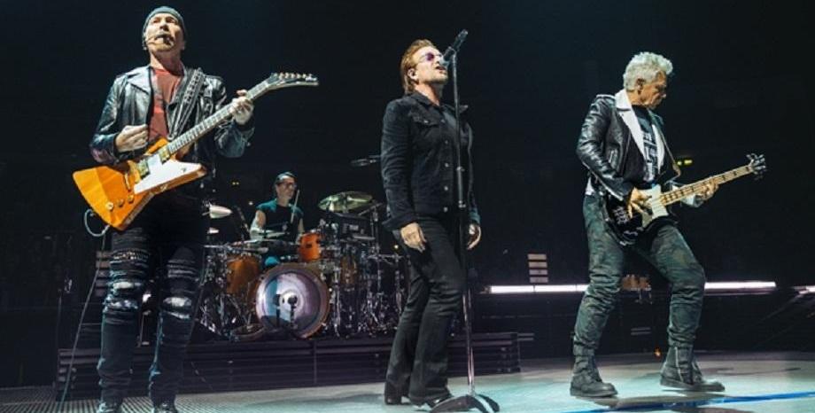 U2 с първи концерт в Индия
