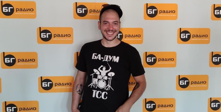 Николаос Цитиридис представя своите 10 любими български песни по БГ Радио
