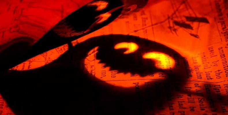 Светкавични костюми за Хелоуин Светкавични костюми за Хелоуин