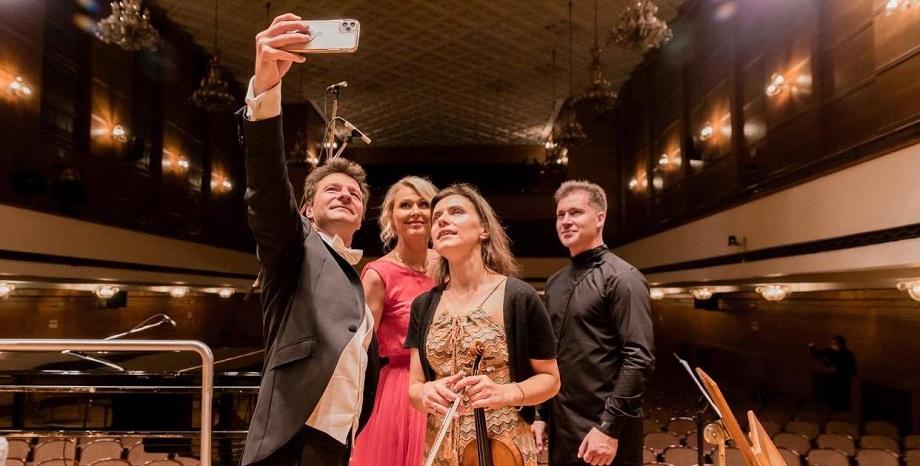 Под палката на Максим Ешкенази концертът “Кино и класика” се превърна в празник в зала България

