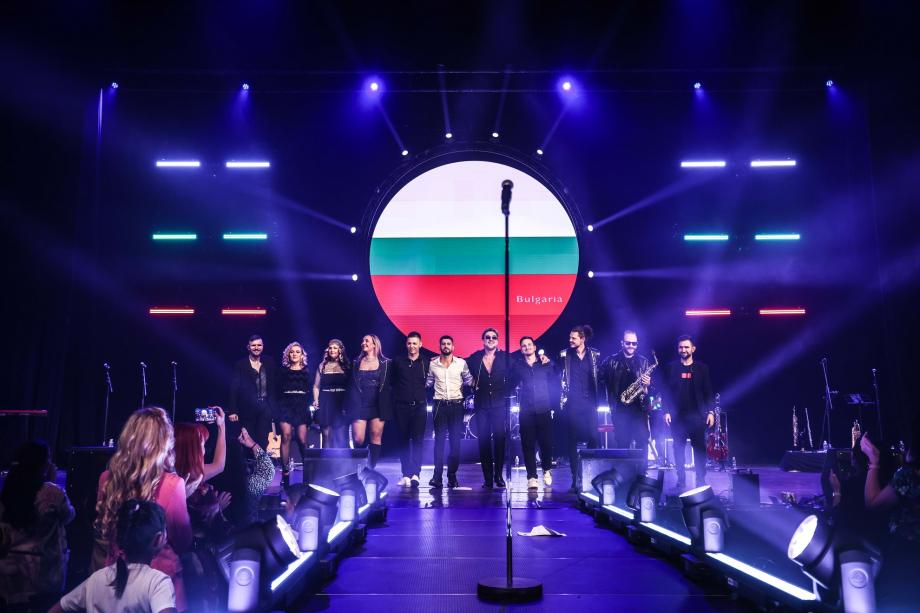 Близо 4000 души аплодираха Миро на концерта му в зала 1 на НДК | БГ ...