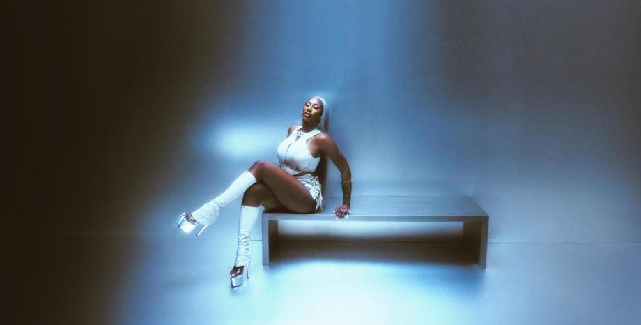 Aya Nakamura анонсира албума „Destinée“