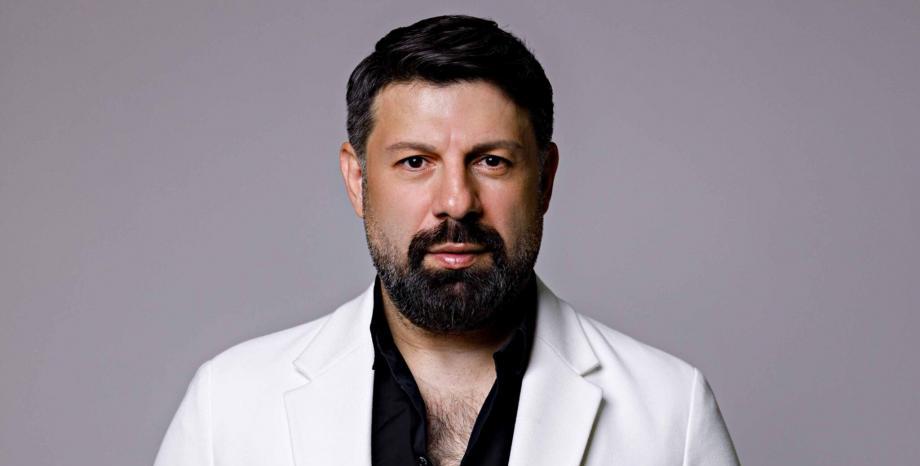 Тони Стораро отново залага на баладична песен – „След теб“