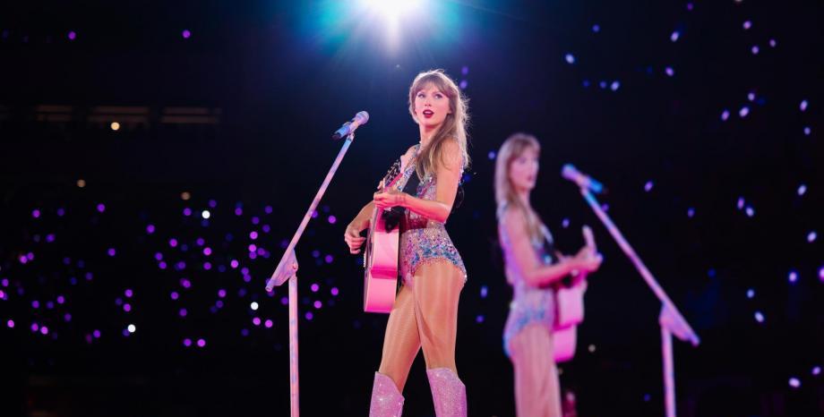 Taylor Swift с най-успешната първа седмица в музикалната история Taylor Swift с най-успешната първа седмица в музикалната история