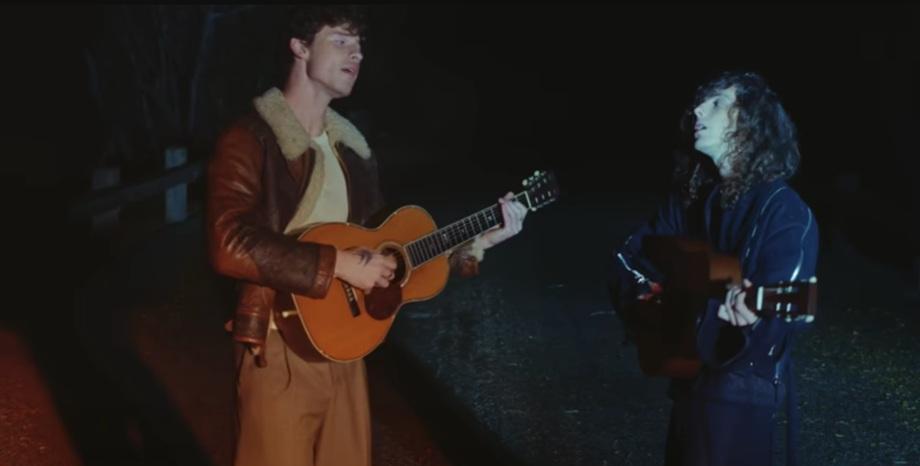Eddie Benjamin и Shawn Mendes обединяват сили в емоционалния нов сингъл “Home”