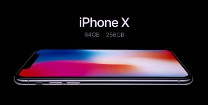 iPhone X излиза в продажба днес
