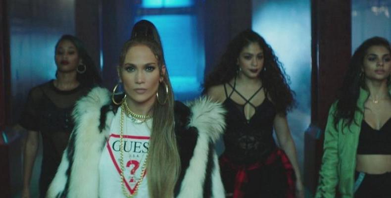Подробности за видеото към новия сингъл на Jennifer Lopez  “Amor Amor Amor” с участието на Wisin