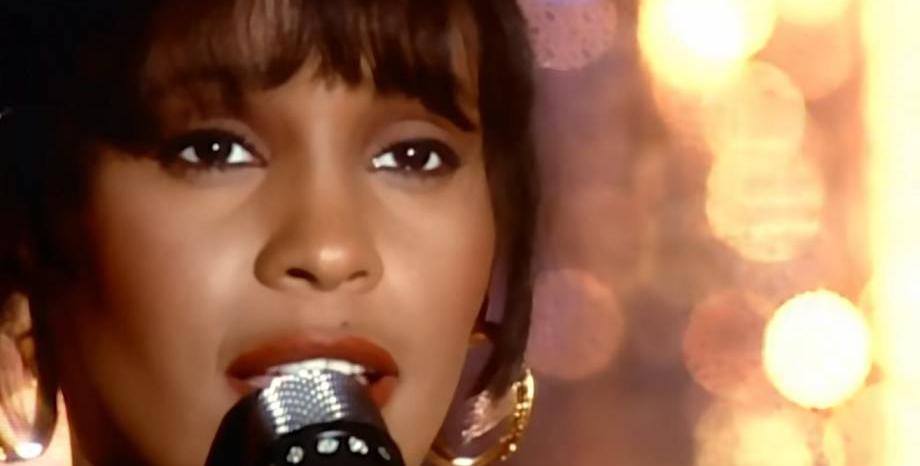 Класическият хит „I Will Always Love You“ на Whitney Houston става на 30