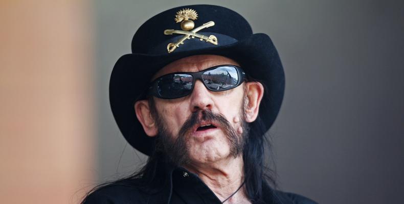 Lemmy вдъхновява добронамерени карикатури 