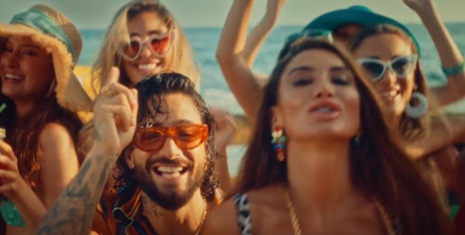 Maluma представя новото си горещо видео „Bikini” Maluma представя новото си горещо видео „Bikini”