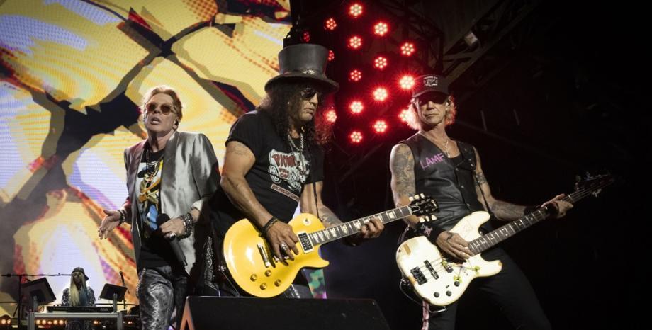 Официално: Рокендрол легендите Guns N' Roses с концерт на стадион „Васил Левски“ в София през юли Официално: Рокендрол легендите Guns N' Roses с концерт на стадион „Васил Левски“ в София през юли